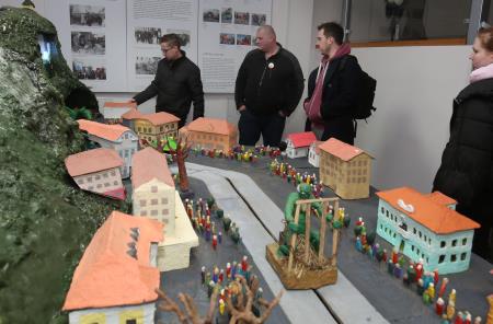 IGOR GORNIK IN OTVORITEV RAZSTAVE 34 FOTO LJUBO VUKELIČ